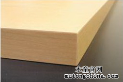 三聚氰胺板